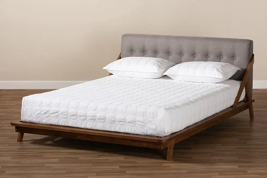 Adalynn Gray Fabric Upholstered Wood Platform Bed (Queen)