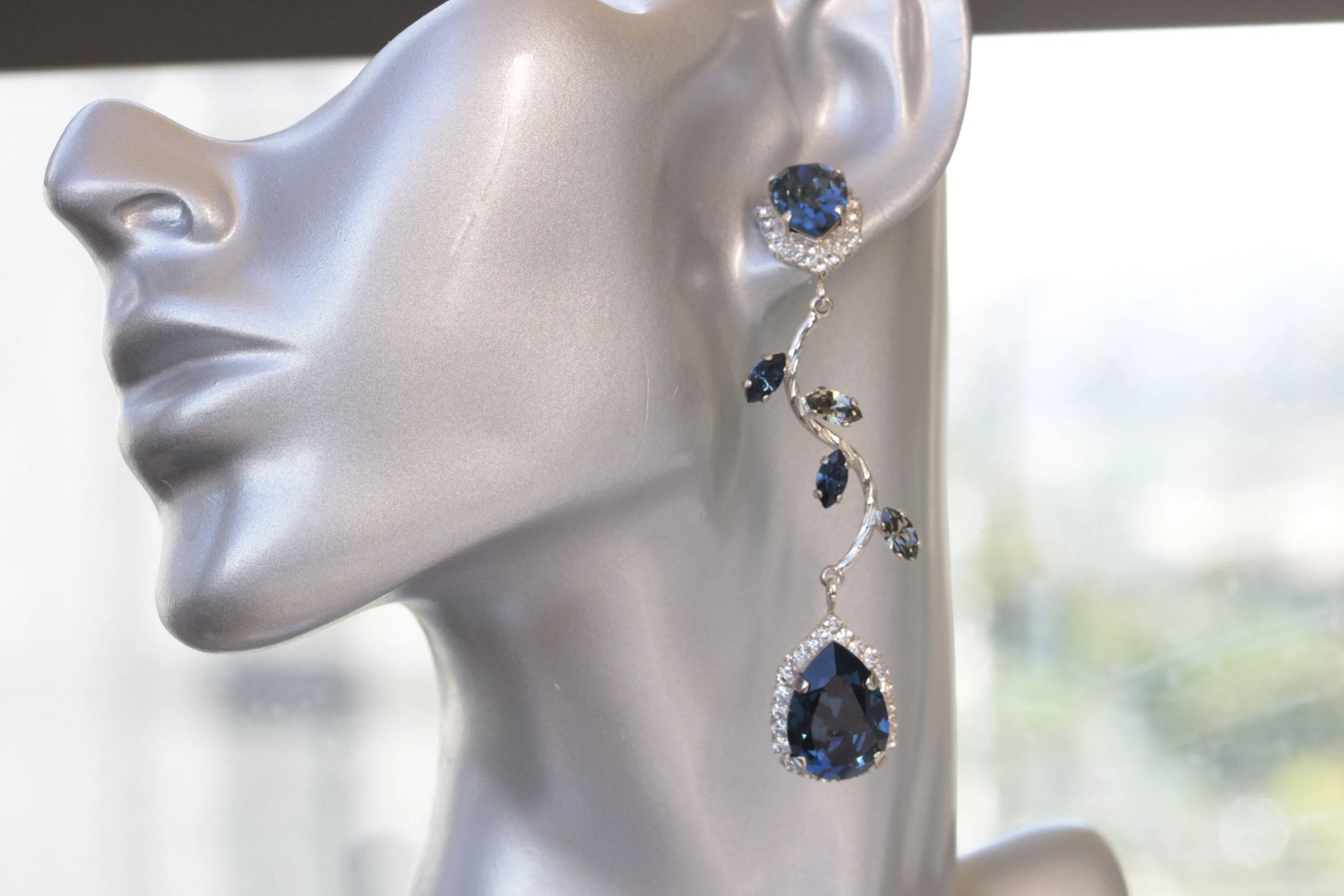 BLUE EVENING EARRINGS