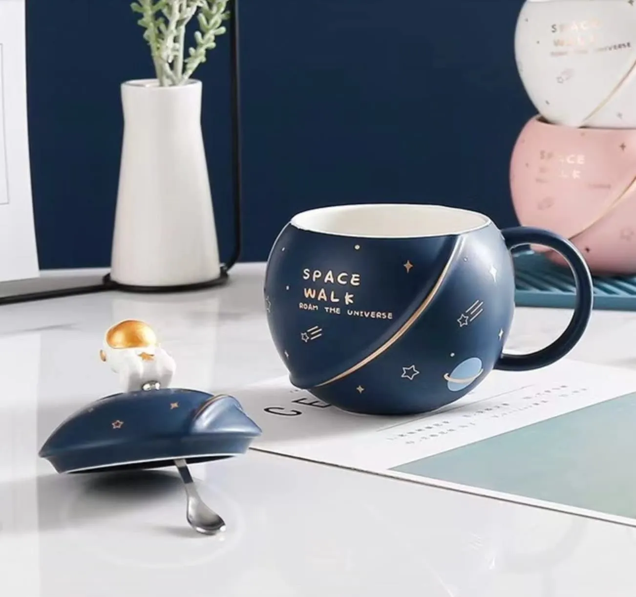 BLUE PLANET COFFEE MUG WITH LID & SPOON