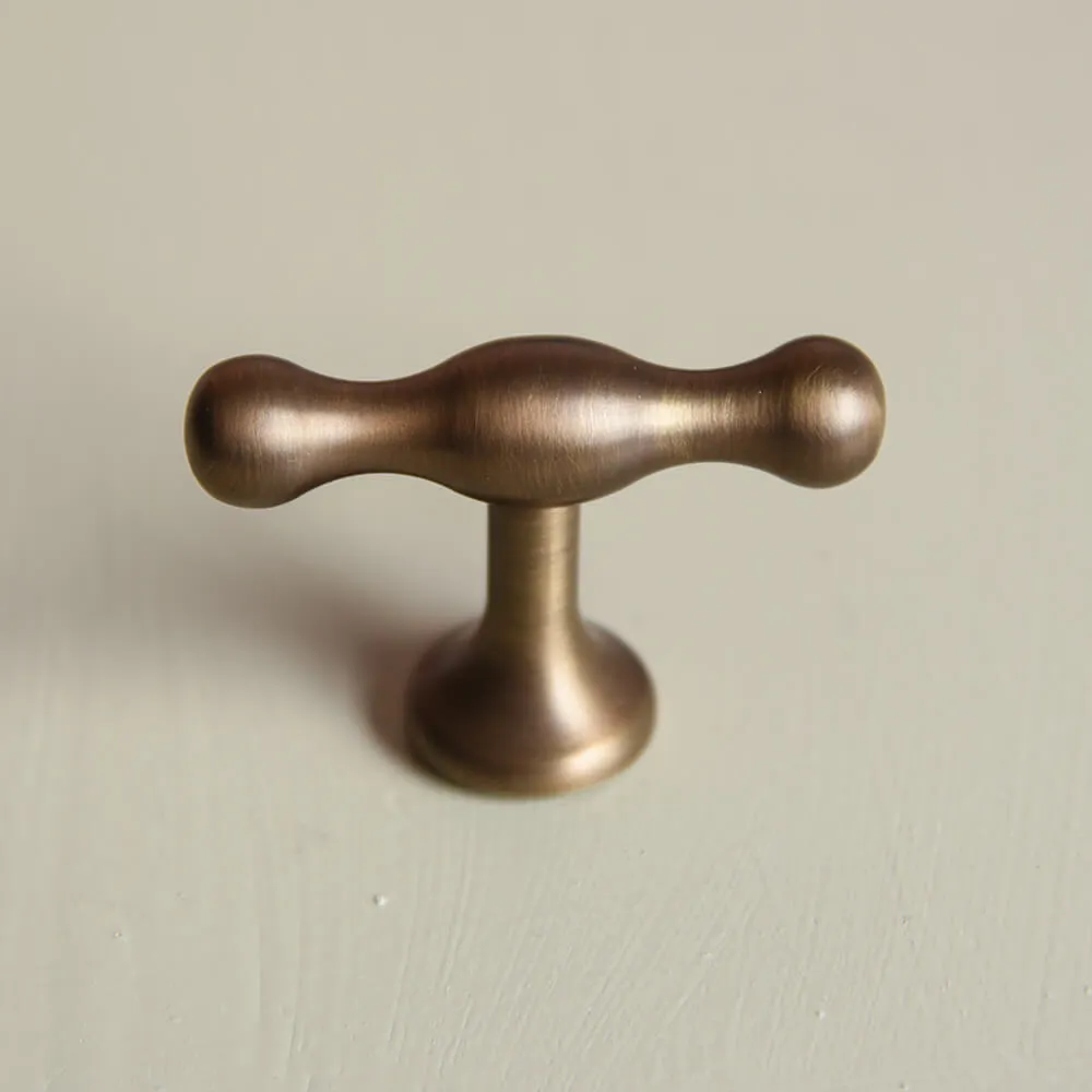 Light Antique Brass Anchor T-Bar Cabinet Knob