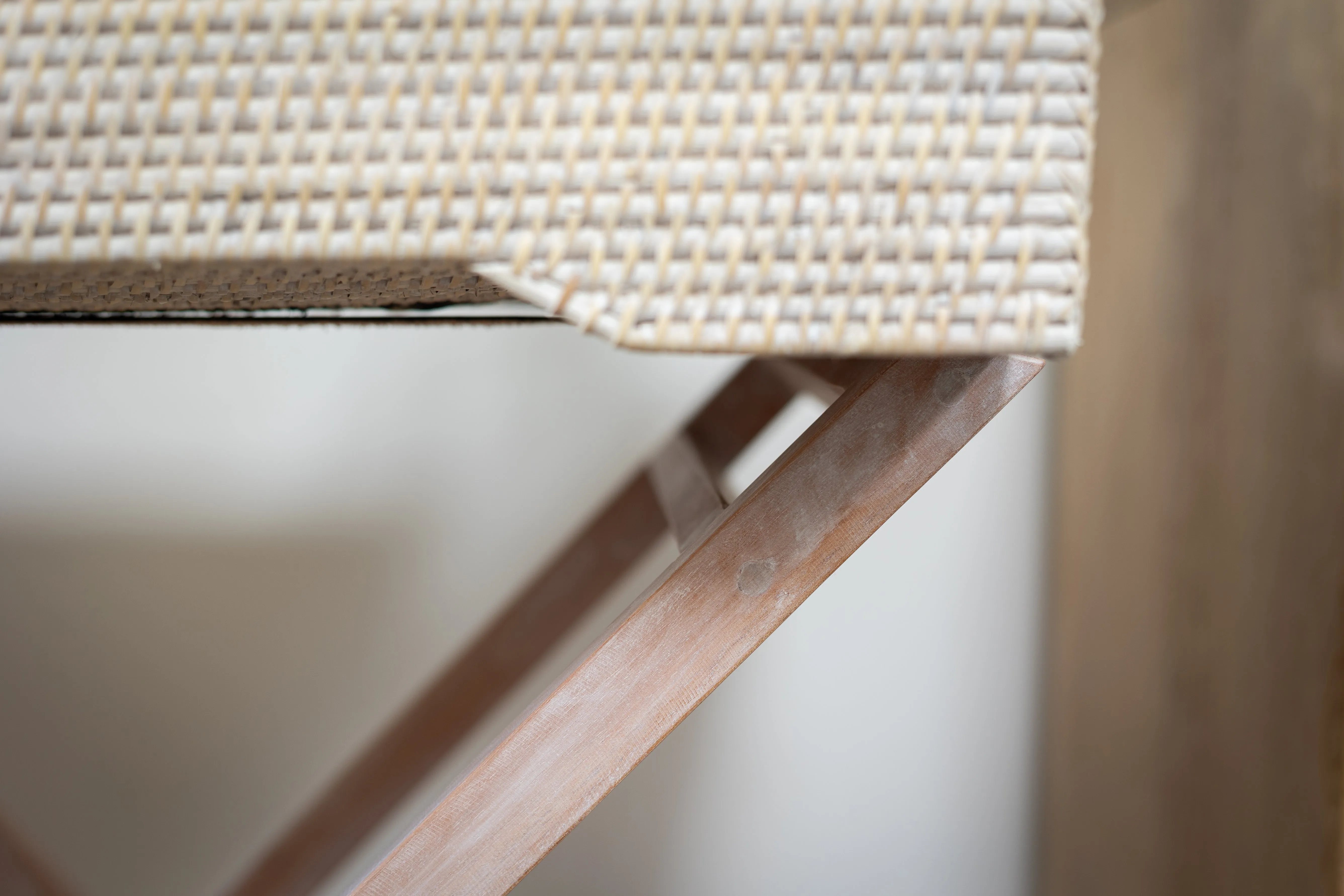 White Wash Rattan Butlers Tray Side Table