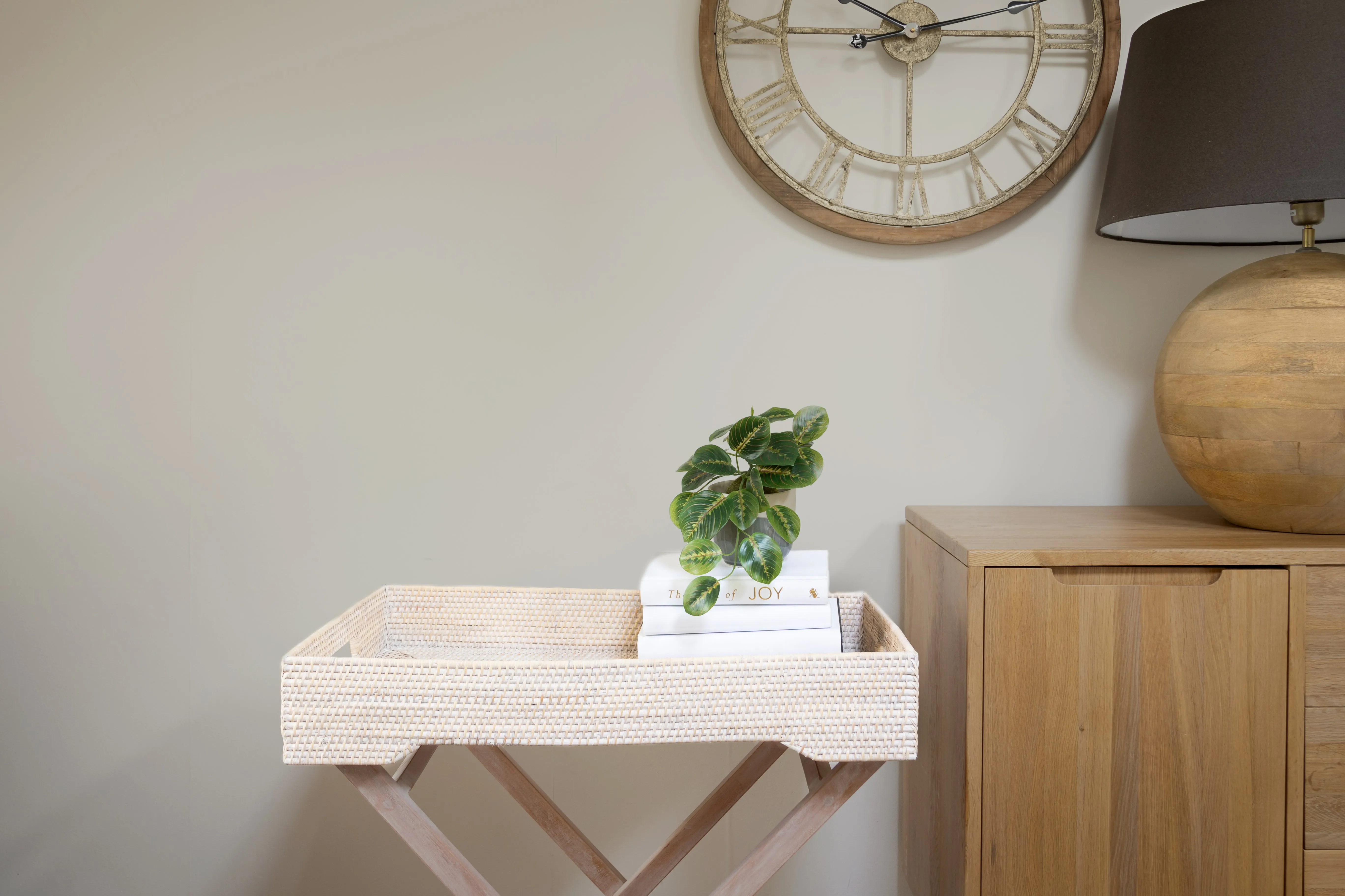 White Wash Rattan Butlers Tray Side Table